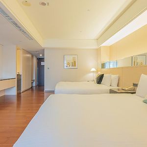 Deluxe Quadruple Suite